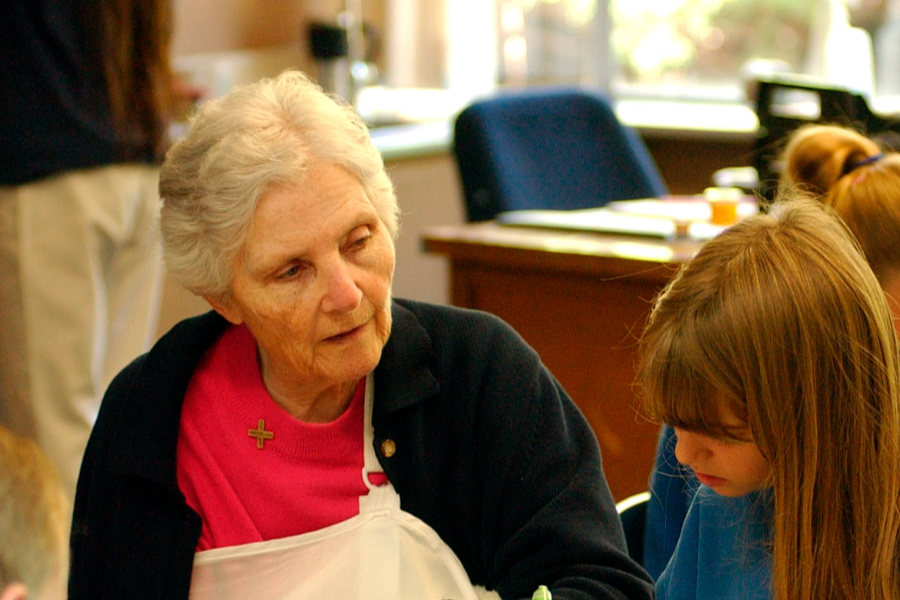 Sr. Peggy tutors a student at Notre Dame Elementary in Belmont, CA.