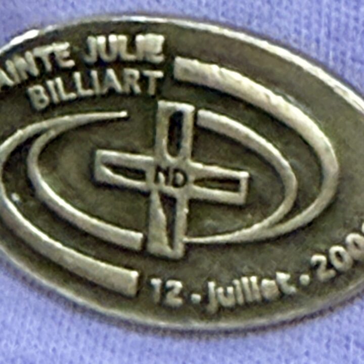 Associates pin1