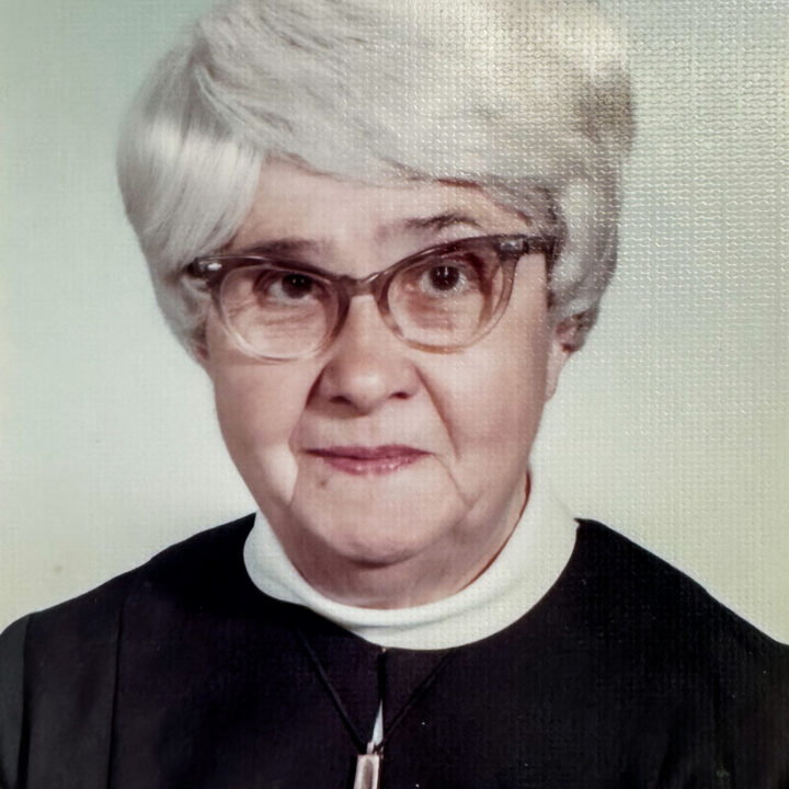 Sr. Marie Anita Abadie headshot color