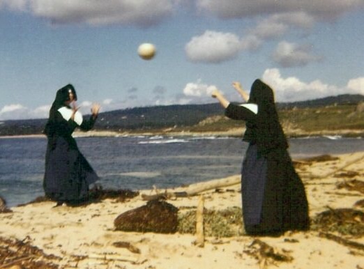 1969 - SND on Beach (cropped) volleyball