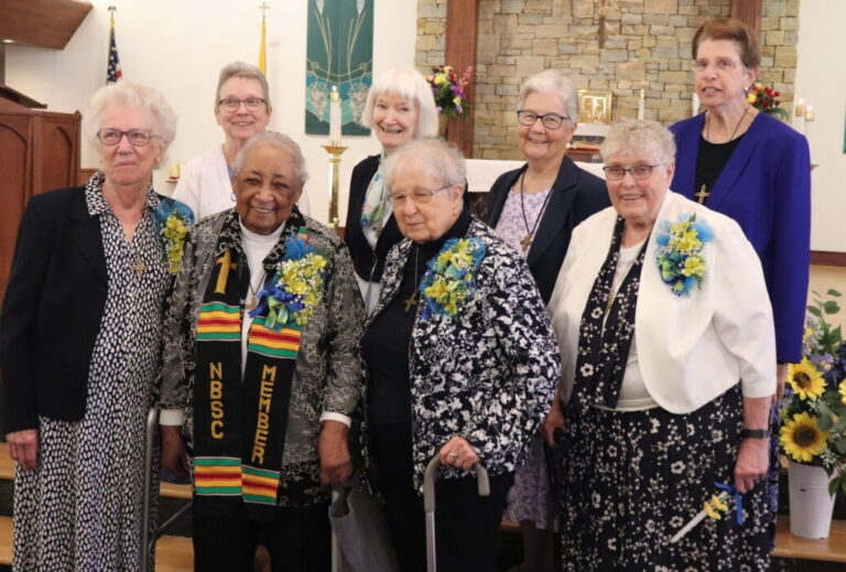 Jubilarian srs Maureen O’Brien, Josita Colbert, Maureen Toomey, and Claire Pierz Windsor Jubilee w EWLT Sisters Roberta Rzeznik, Maria Delaney, Ginny Scally and Patricia O’Brien Jubilarian srs Maureen O’Brien, Josita Colbert, Maureen Toomey, and Claire Pierz Windsor Jubilee w EWLT Sisters Roberta Rzeznik, Maria Delaney, Ginny Scally and Patricia O’Brien